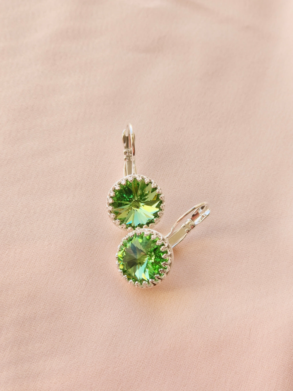 Rhodium Rivoli Leverback Earrings – 12mm Chrysolite Swarovski Crystal