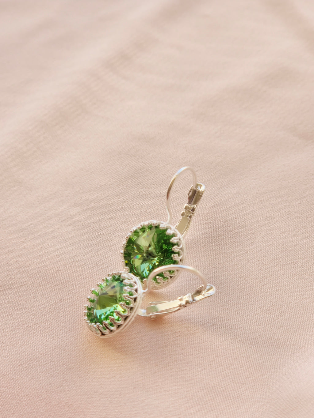 Rhodium Rivoli Leverback Earrings – 12mm Chrysolite Swarovski Crystal